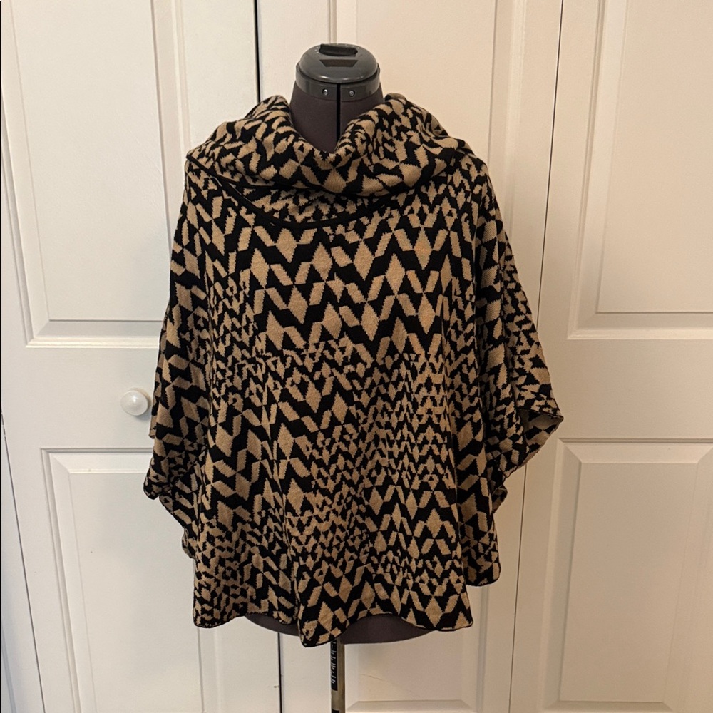 Fever Black and Brown Patterned Cape